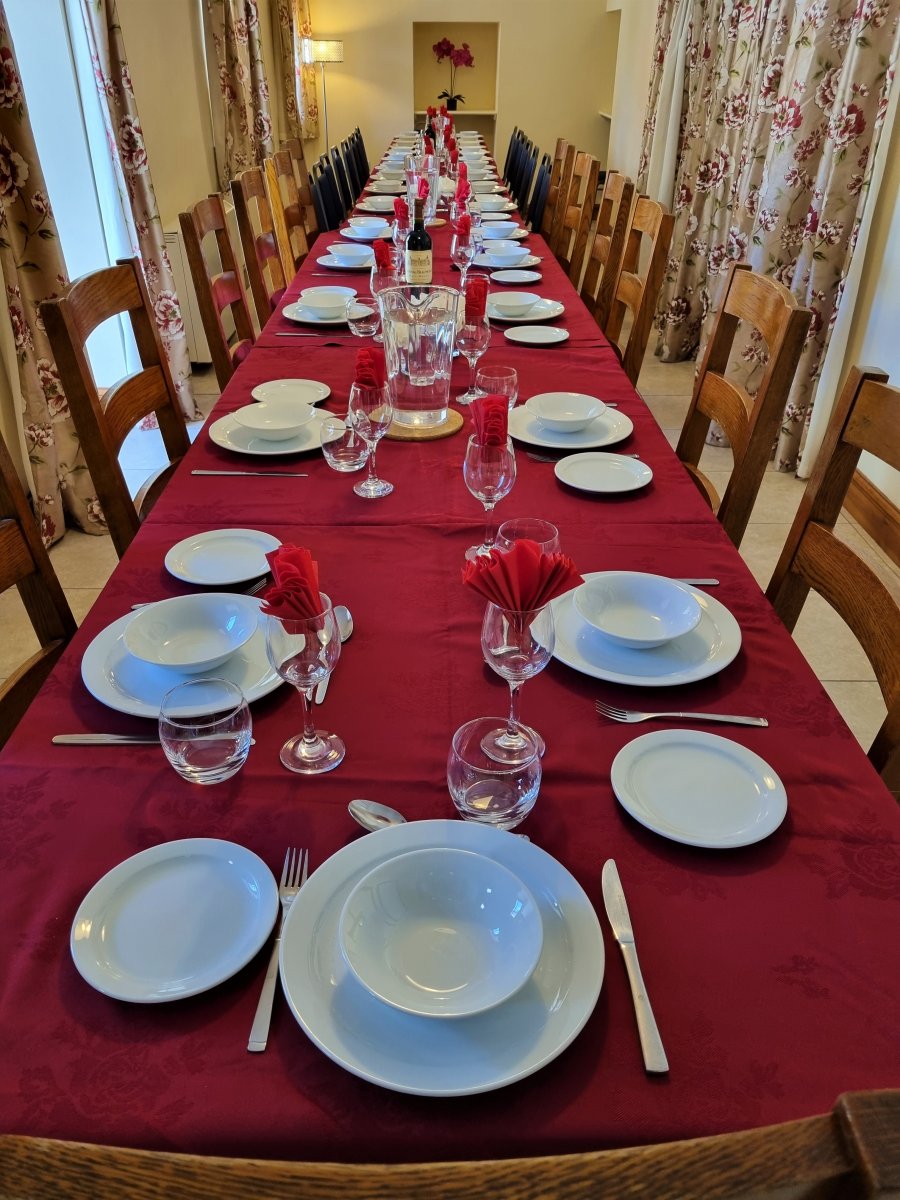 Kestrel dining room seats up to 32 guests